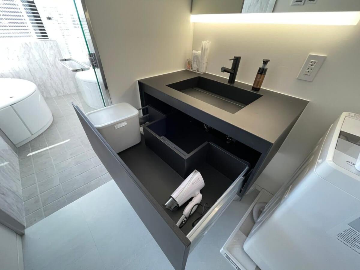 Bhotel Nekoyard - Scenic Penthouse Studio With Jacuzzi & Spacious Terrace Hiroshima Exterior photo